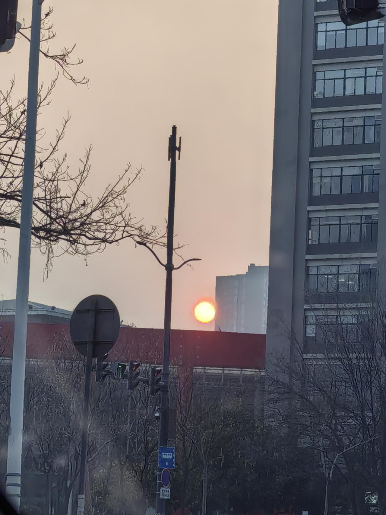 老公帮你做过7件以上是真爱：1、愿意给你洗内衣，内裤。2、对自己很省，但对