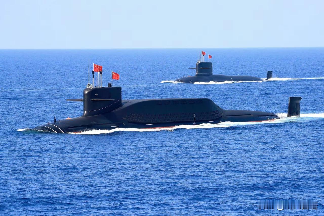 中国潜射射程在12000-14000公里，可以携带6-10枚分导核弹头的巨浪3战