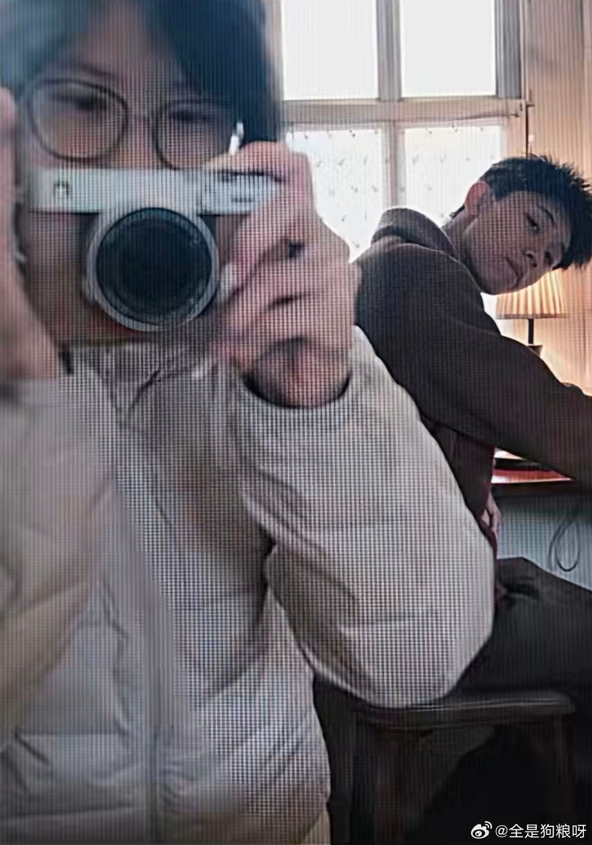 青梅竹马的赛道也是让我们俩挤进来的