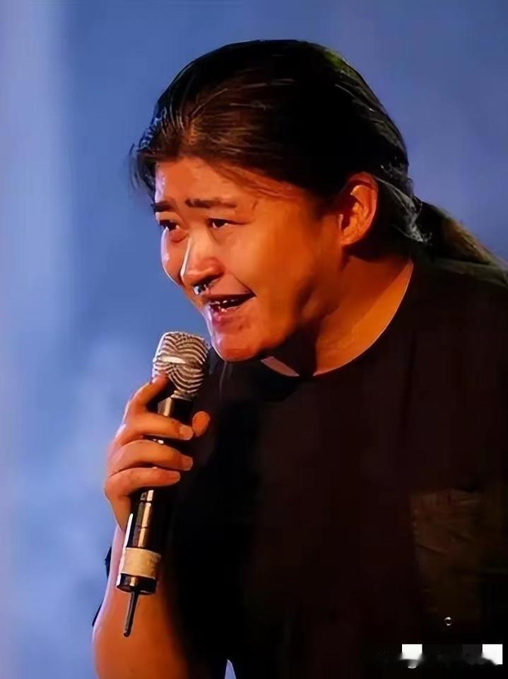 歌手刘欢走了，看到他离开的消息，我破防了，他不是死于意外，而是我们谁也逃