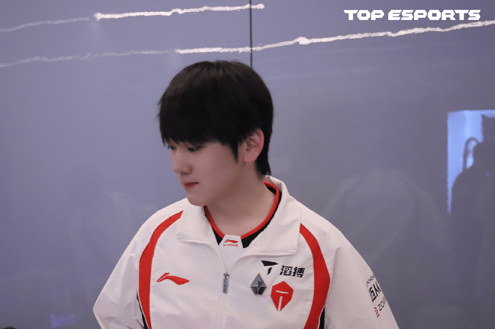 JackeyLove成为首位在国际赛事BO5里不敌五大赛区的选手