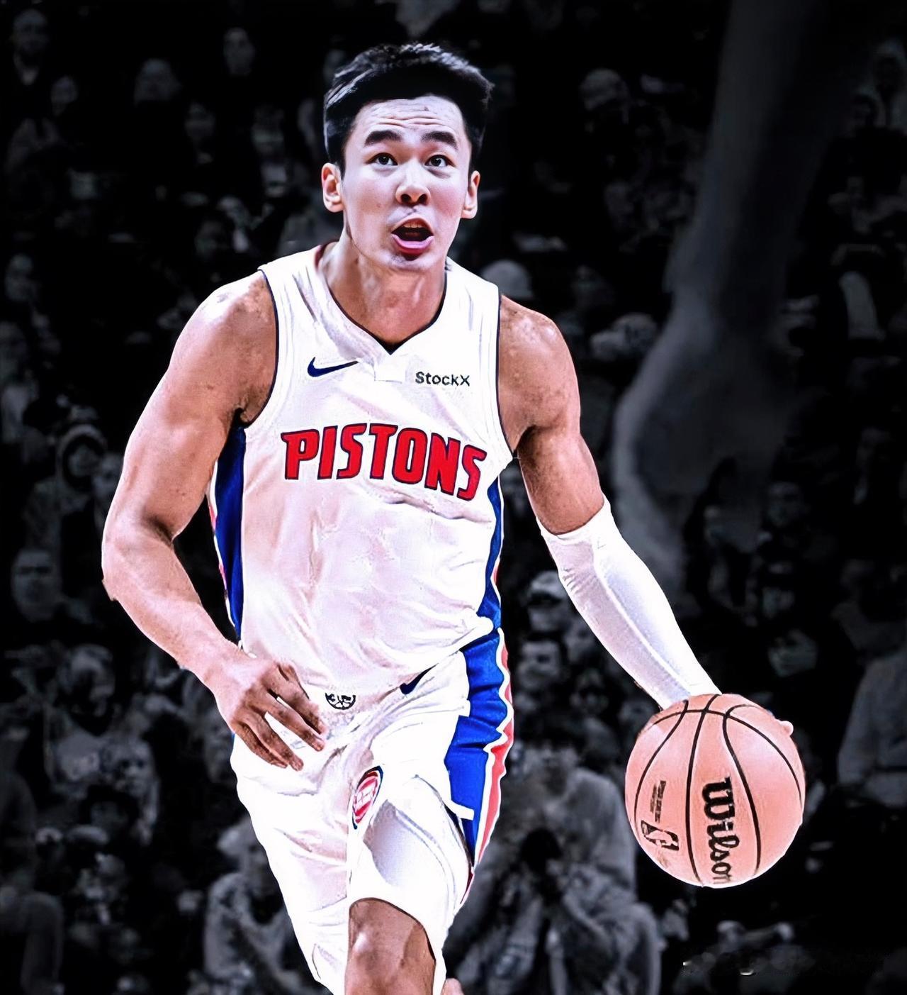 发现没，广东男篮有个“毛病”，可能永远改不掉了，那就是对手总会有球员在对阵