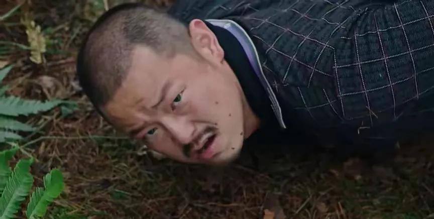 追剧《利剑·玫瑰》第27、28集甄妮被抓了，她将国内女孩贩卖到海外，打拐办已