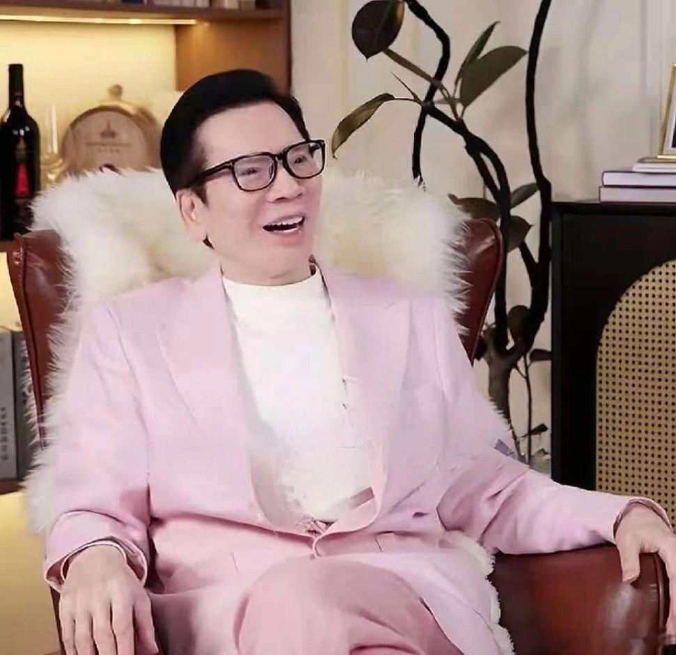 如果向华强说的是真的，那古天乐也太惨了。向华强在视频里爆料《寻秦记》投资2亿，古