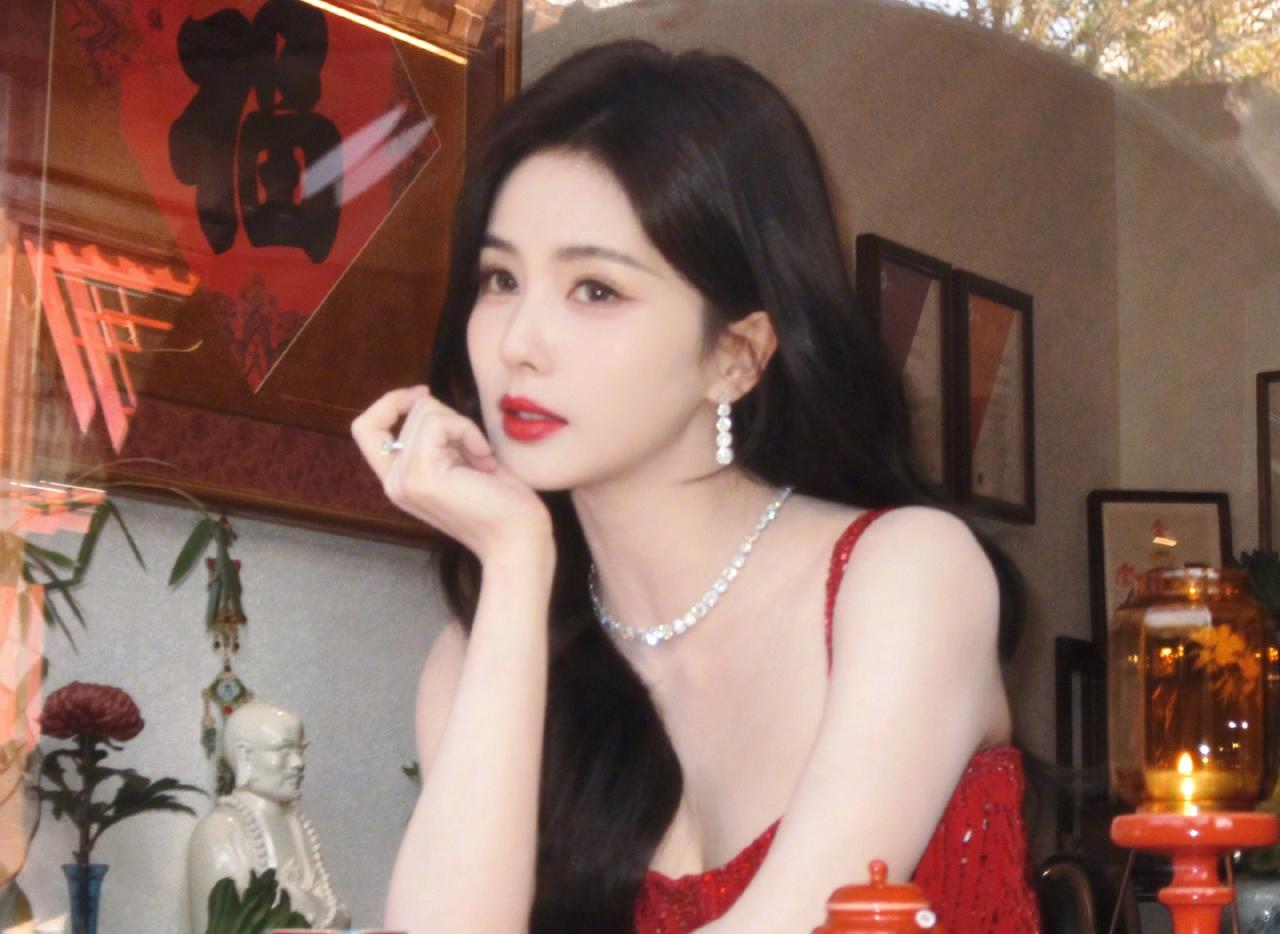 bl白鹿真的好大方bl白鹿把对父母的爱带上春晚倒计时春天有鲜花绽放，秋天