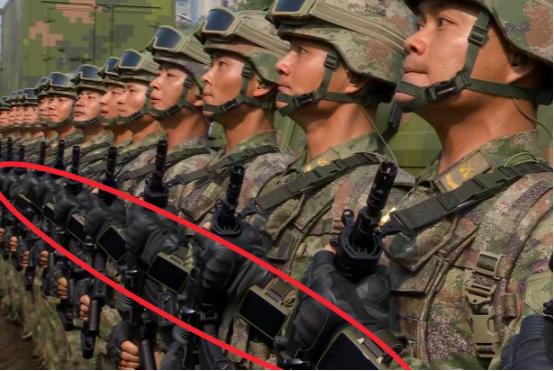 🌞你以为昨天阅兵最让西方破防的，是东风导弹吗？错了。真正让他们从骨子里感到