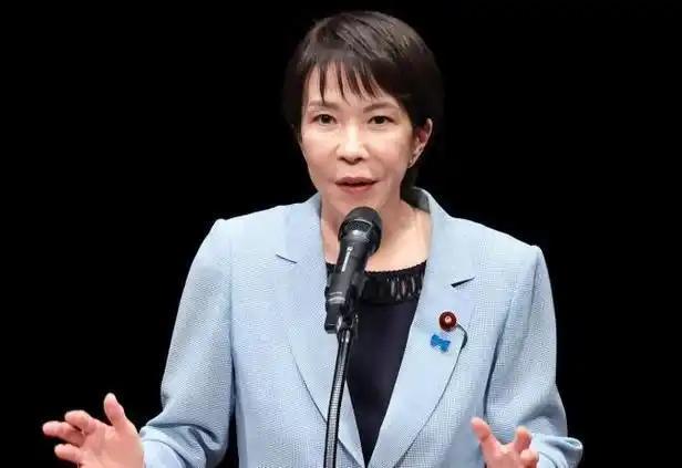 日本这就是典型的两面三刀！ 就在1月26日，这帮日本外交官前脚刚迈进北京的大