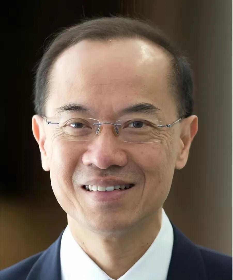新加坡前外长杨荣文说的那句话，真是说到人心里去了：中国人在准备战争，但真的不想打