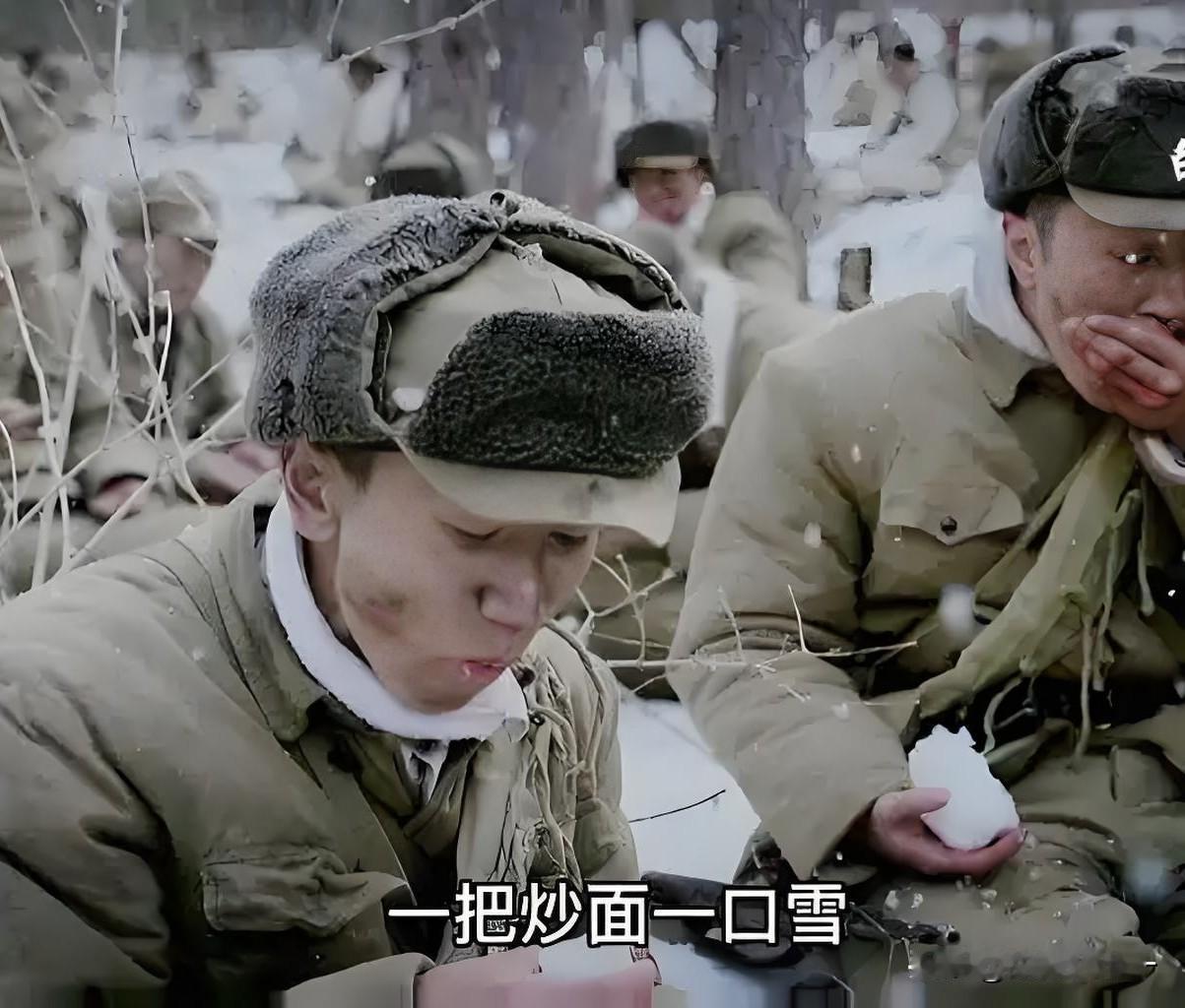 查明白了，终于知道《归队》抗联为啥都不喝热水，不是没有柴烧，也不是因为怕