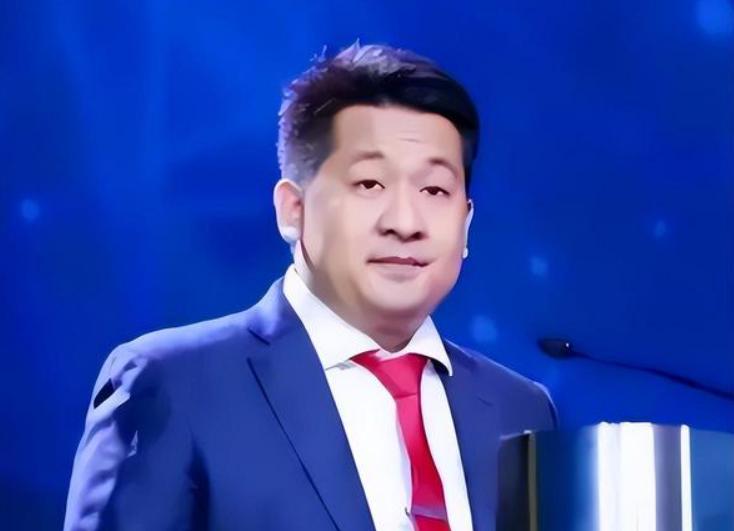 作死没商量！佘智江被押解回国，自食恶果！佘智江被押回国内了。他和黄有