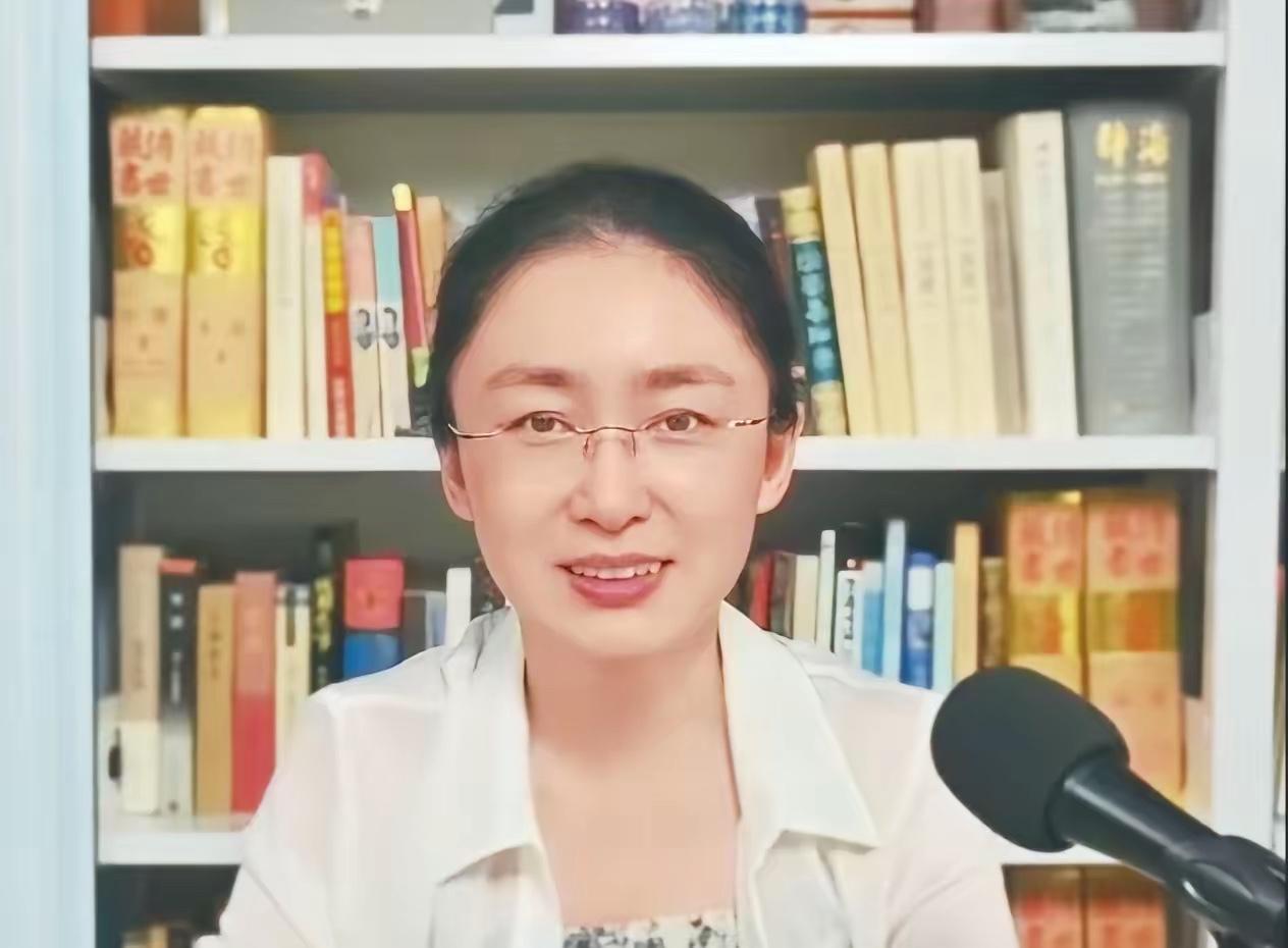 这么多年！为猫狗发声的、为各类人群辩解的大有人在，偏偏没人好好护着那些守规矩、肯