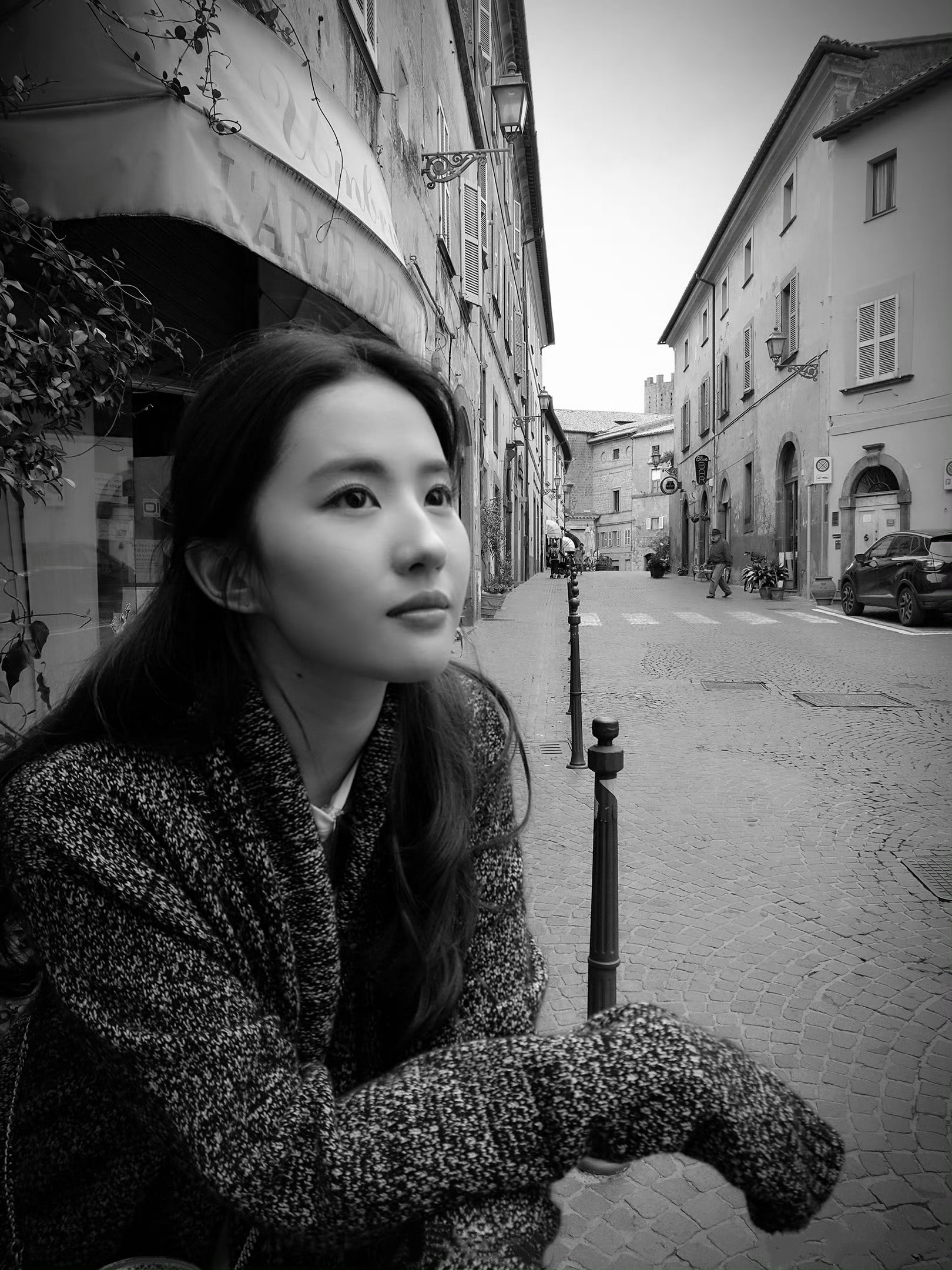 刘亦菲的旅游照她真的永远有我没见过的图