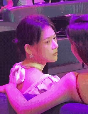 兄弟们都躲远点，这两个都是要命的主！[捂脸哭]