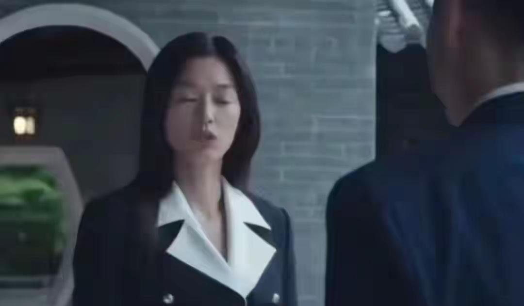剧情反转？因在《暴风圈》中辱华台词“为什么中国偏爱战争”？而遭中国网民抵制的韩