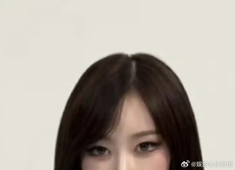 aespa最新合照吉吉这个眼妆幻视liz了..