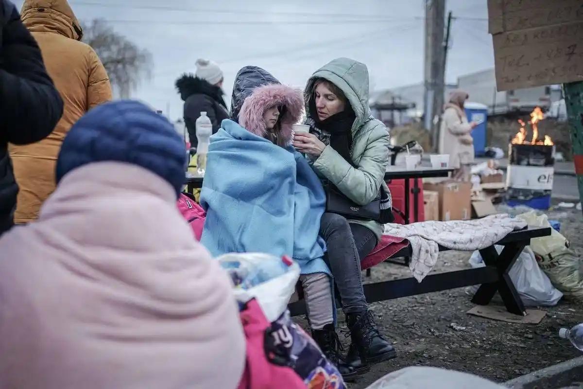 乌克兰的悲剧：用国家给全世界上了血淋淋的一课仗打完了土地丢了四分之一人跑了