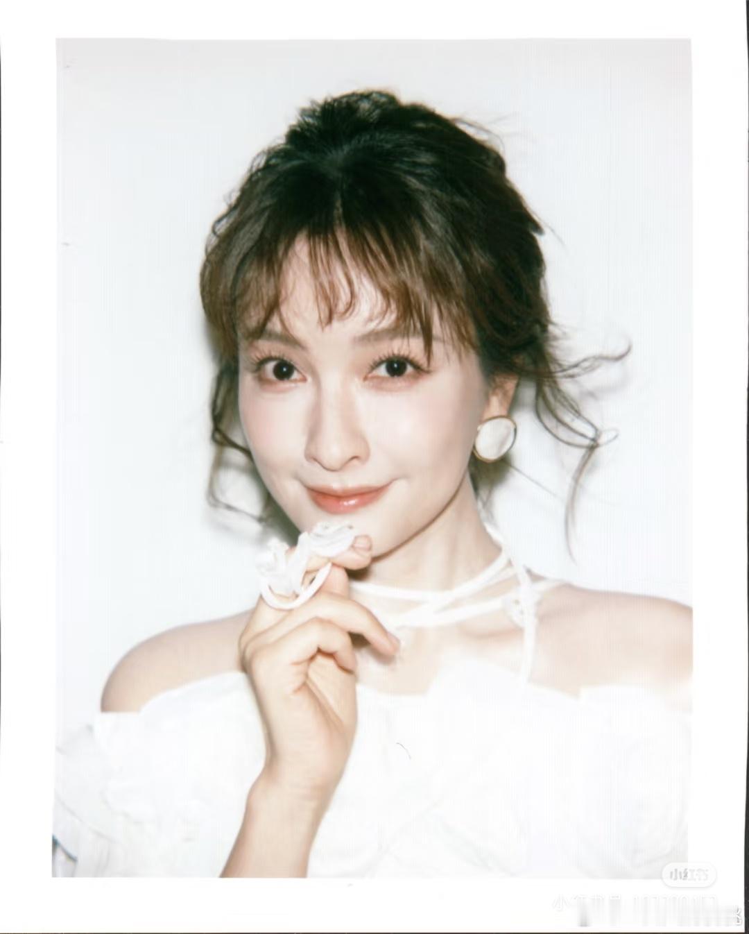 李一桐，吴昕的撕拉片📷看多了有点腻了​​​