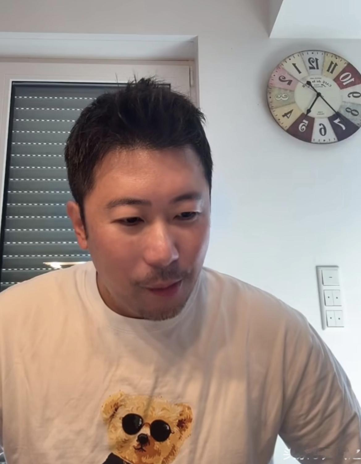 杜塞尔多夫乒乓球俱乐部雷洋：樊振东今天就是基础正常发挥，之前输过鲁伊斯