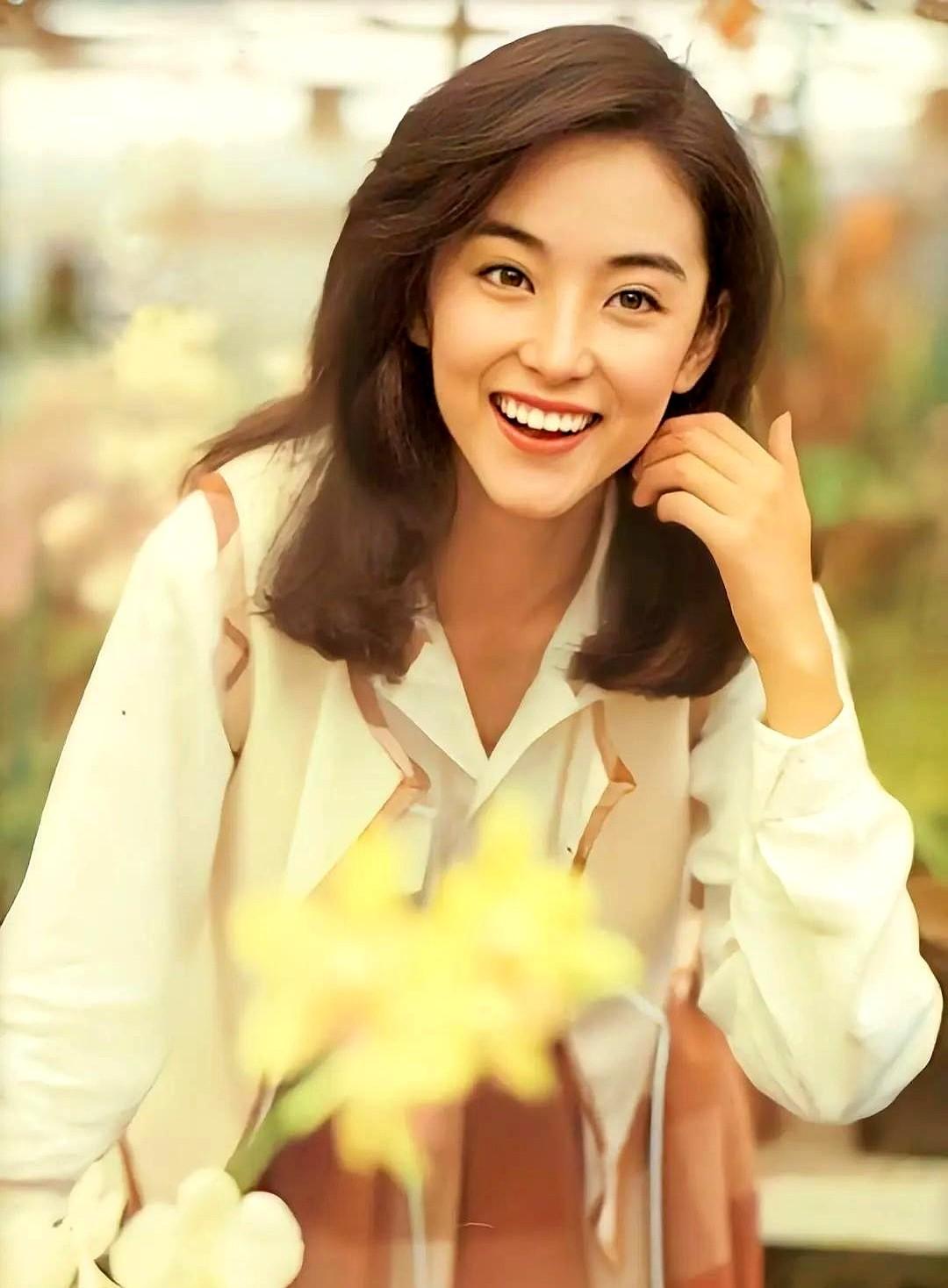 翻到一份1992年《人物》杂志选的港台美女榜，这名单放现在看，还真有点意思。