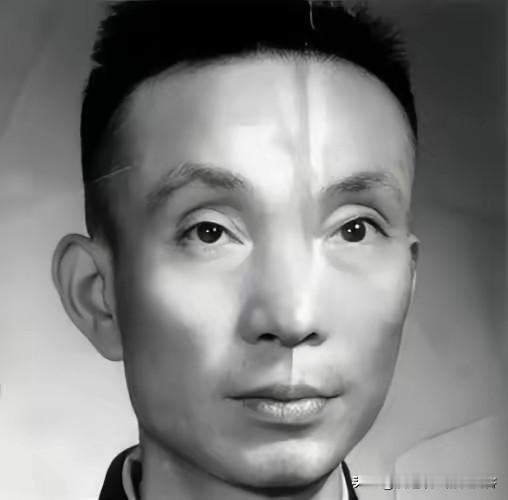 1939年，日军召开宴会，军统特工詹长麟趁机混入其中，他拿出了一包剧毒，悄悄撒进