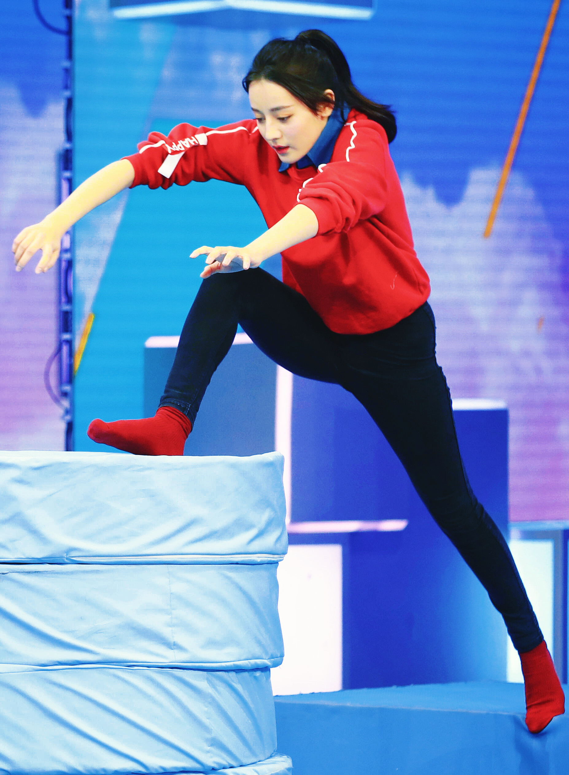 迪丽热巴早期综艺谁懂这逆天大长腿❗️