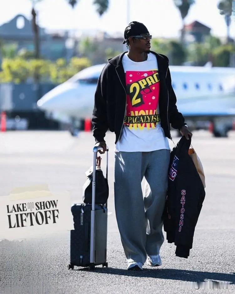 湖人悍将范德比尔特真是太会说话了！在今天湖人客场以116：114险胜太阳的赛后采