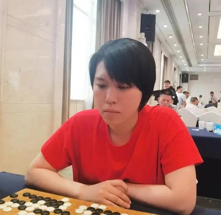 国际通道~林虹冰成为今年首位定段棋手2026年阿尔法蛋围棋机器人杯全国围棋