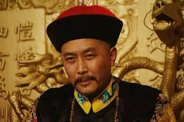 雍正十三年八月，胤禛死在圆明园，享年五十八岁。 史书记载，前一天他还在批折子。这话读起来像套话，真正