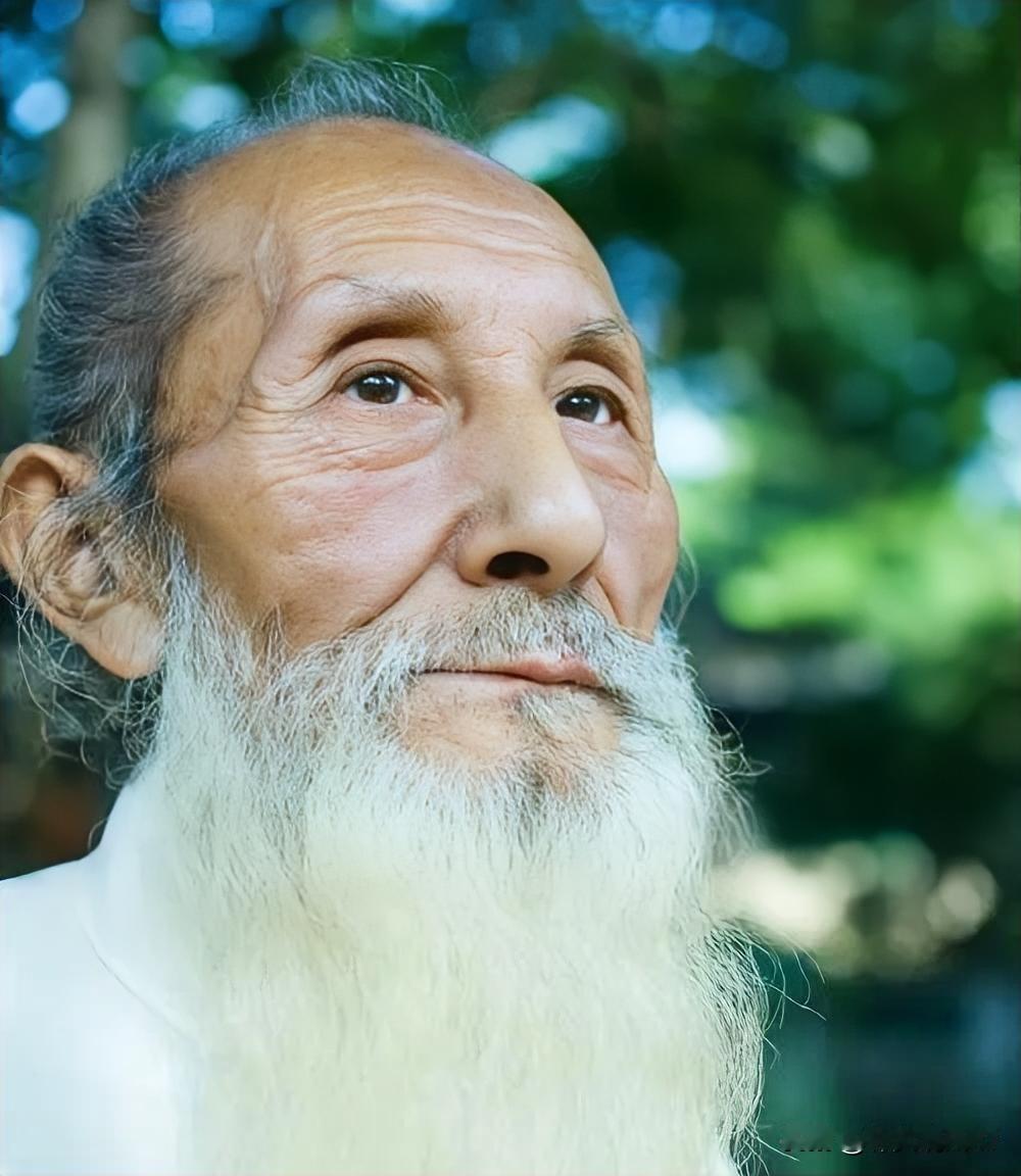 你认为很老的年龄是多少岁?我也觉得100岁算是很老的年龄