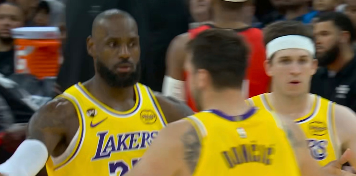 说实话，老詹最近的改变真的令人尊重受伤回来这几场，老詹完全改变打法了。放弃持