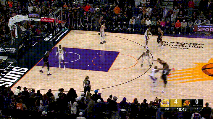 太阳恶汉狄龙-布鲁克斯真是坏透了，他竟然敢当众欺负詹姆斯。在今天进行的太阳和湖人