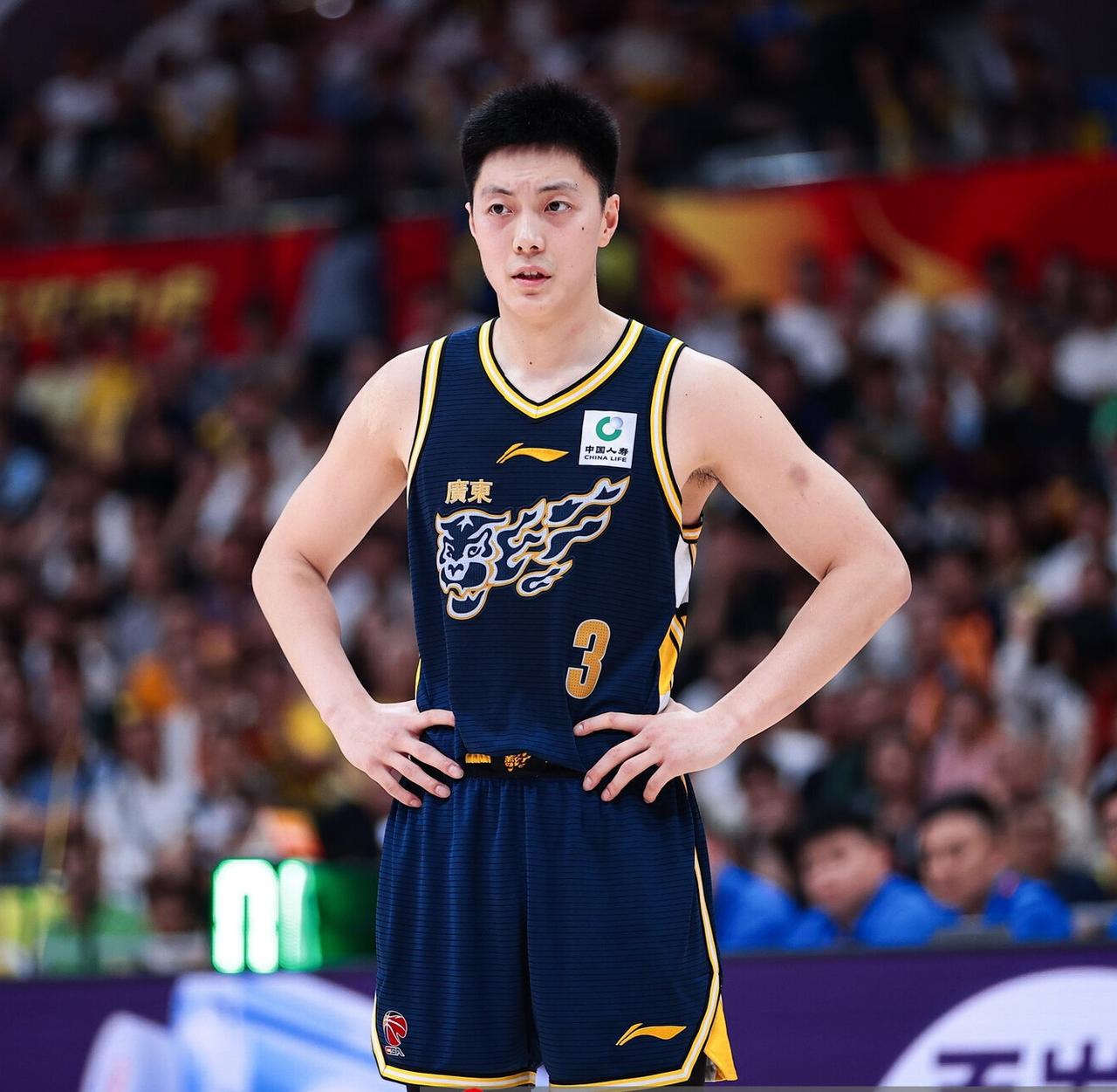 胡明轩、焦泊乔、崔永熙、周鹏注册之后，广东宏远的本土阵容基本定了，估计也不会有什
