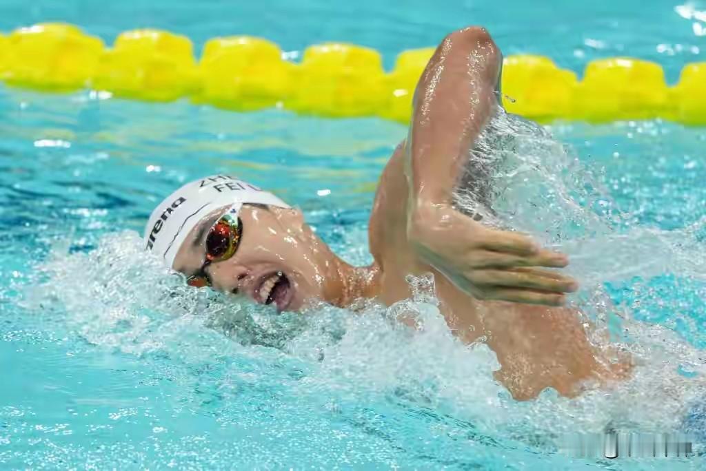 三金在握，两破记录，本届全运会最佳运动员奖项在向张展硕招手！11月13日，男