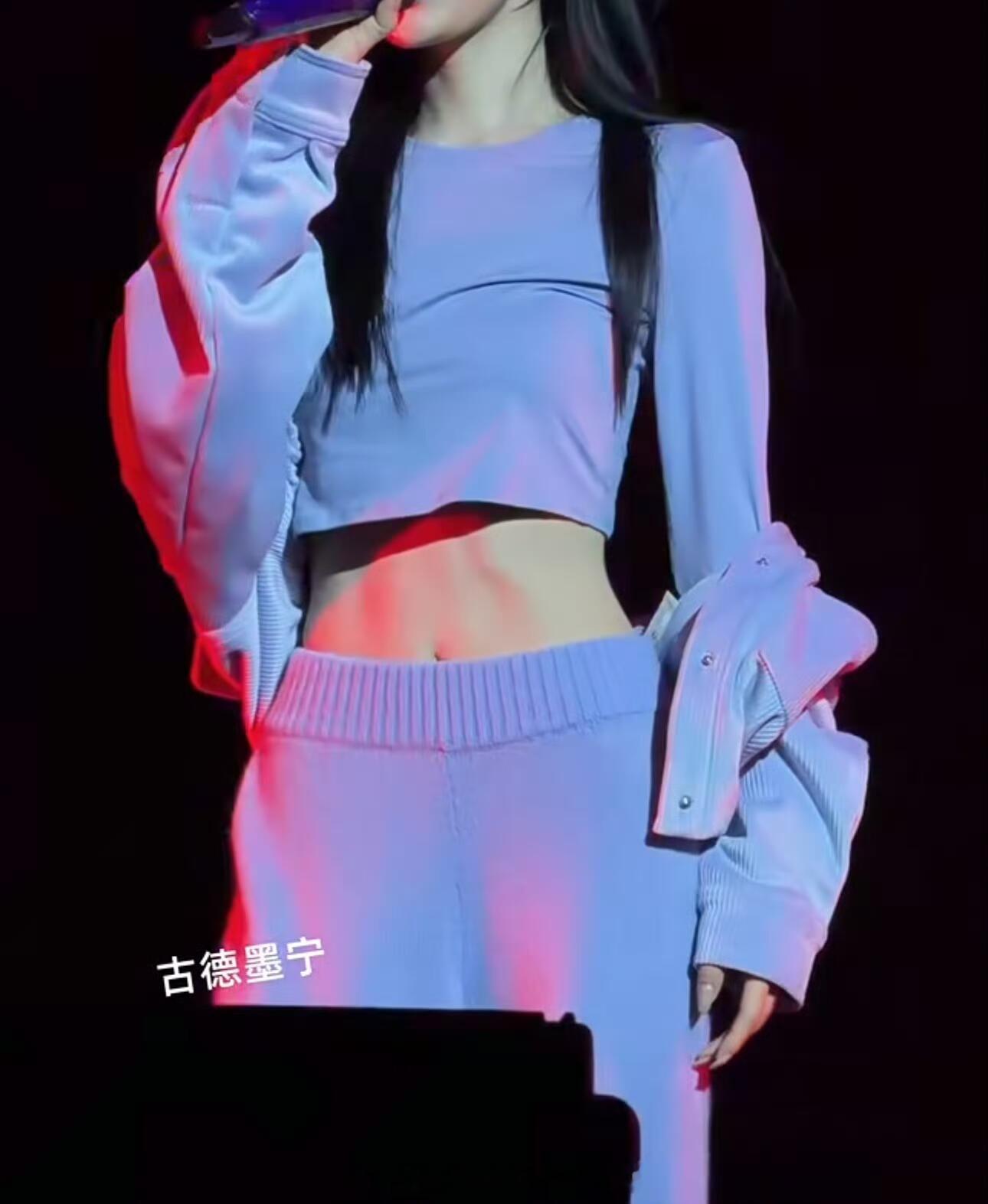 所有人眼球转过来👀这是现在的宁艺卓