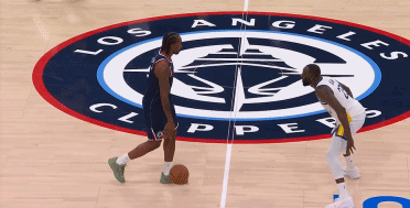 勇士淘汰快船都说小卡致命失误葬送比赛。但当时就44s已经落后6分了，极端情况过去