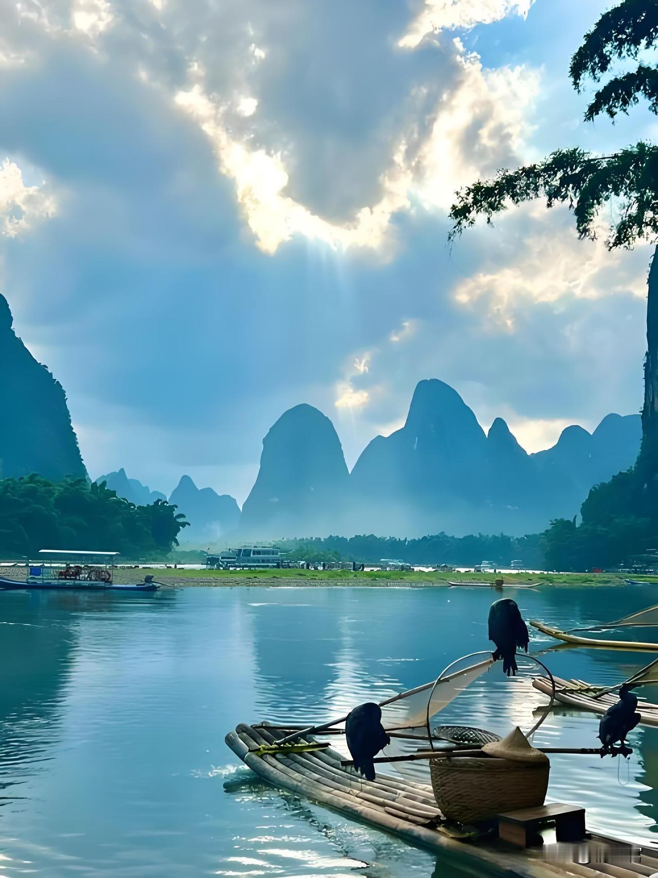 真正厉害的人，从不去劝醒别人我家有位长辈，是整个家族里混得最好的。事业有