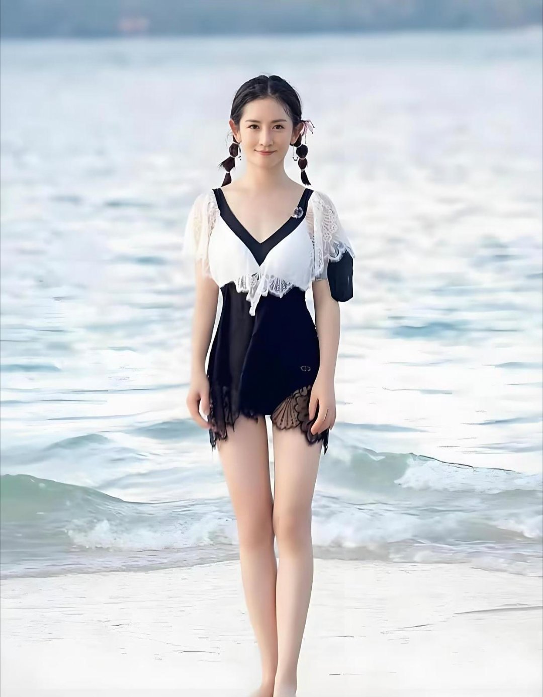 这是24岁的谢娜​​​