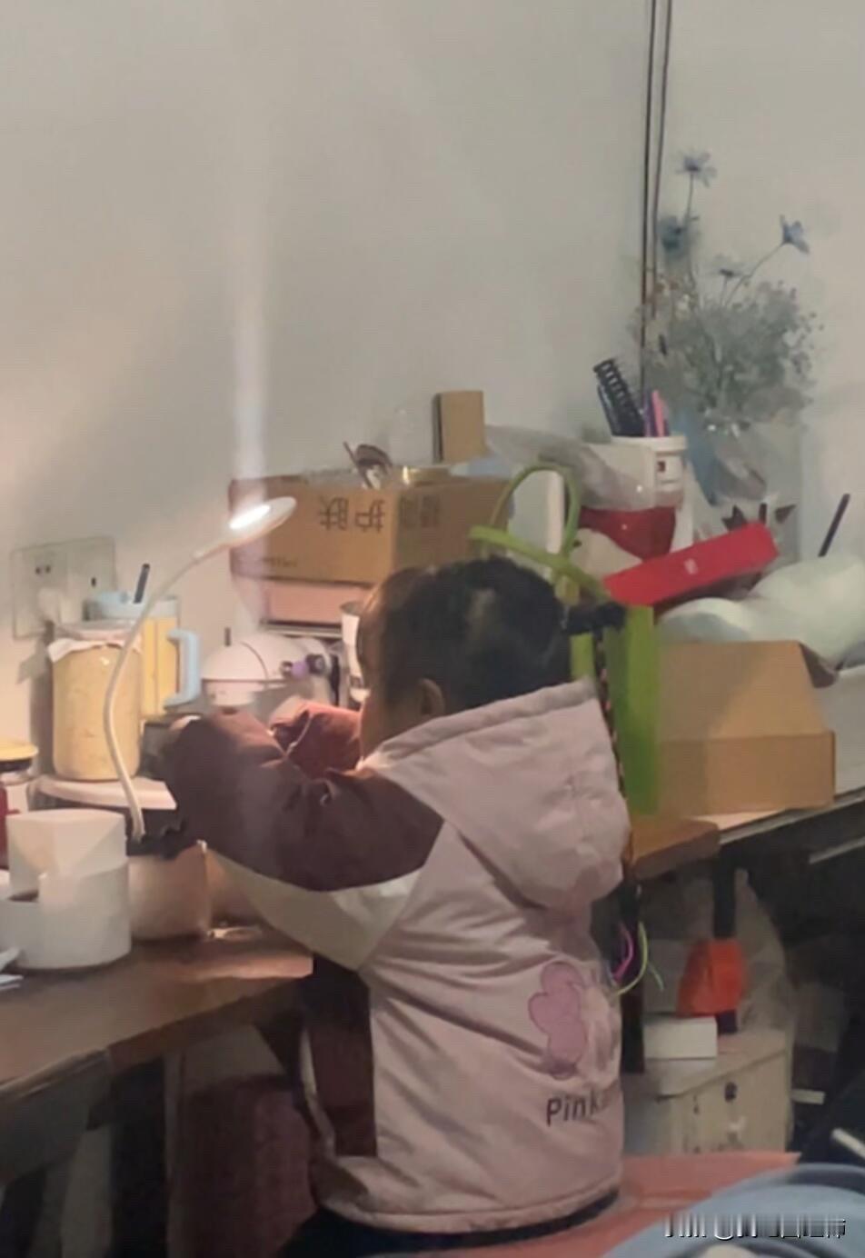 我大概有病吧最近一年自己的脾气越来越暴躁，稍微一点不顺心情绪就会很不好。对孩子