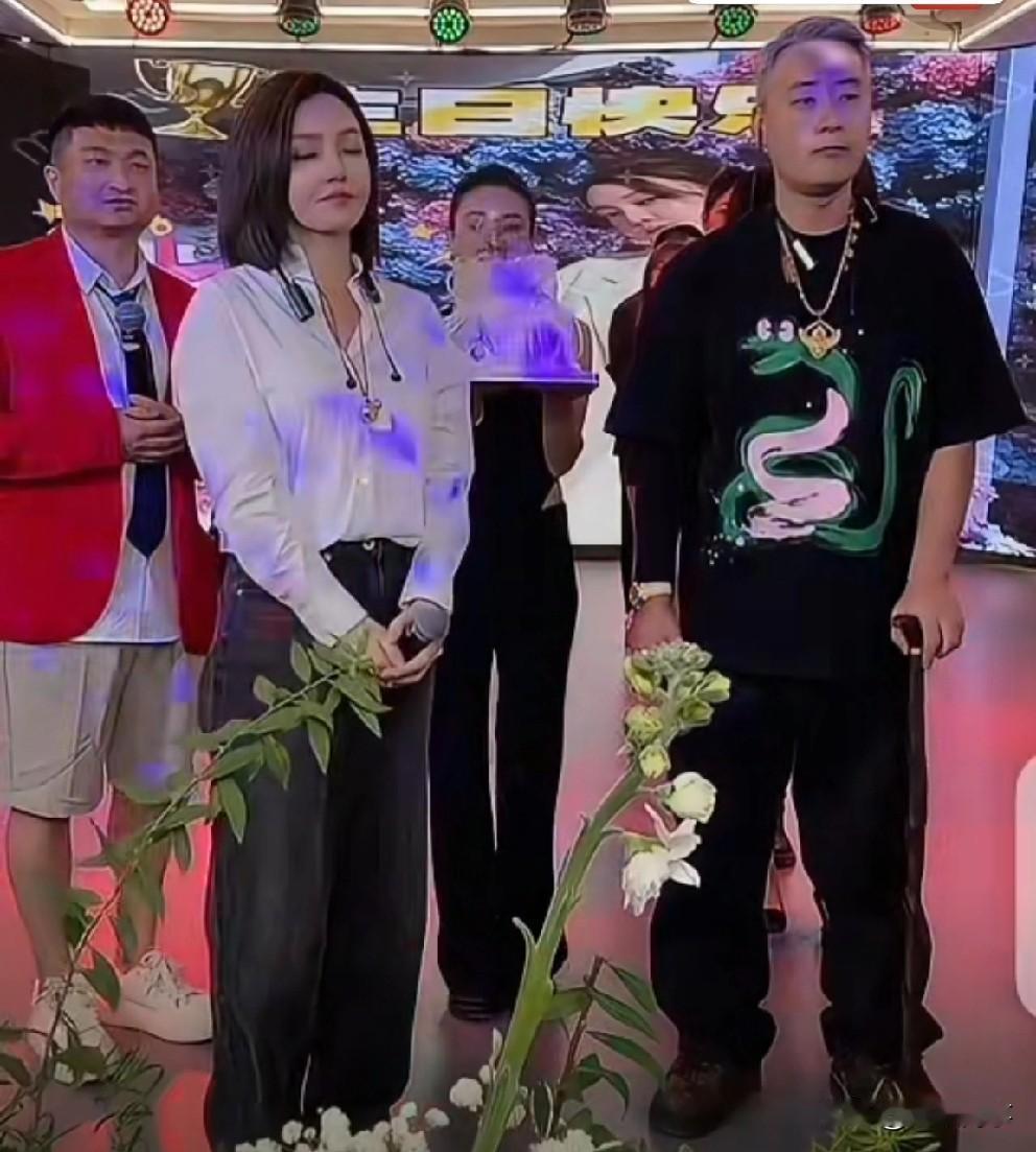 崔阿扎生T佑表白，感恩我媳妇，从认识他开始到现在，我的一切是那么顺利，是我媳妇让