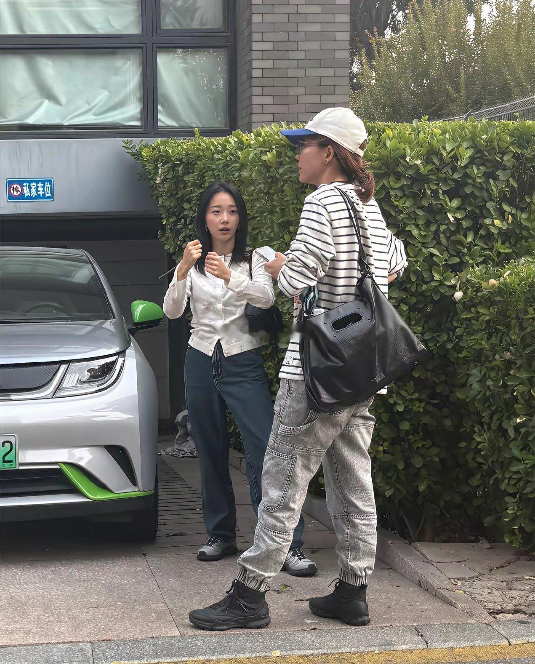 这是谁呀感觉这好像是哪个演员，有人知道吗？​​​