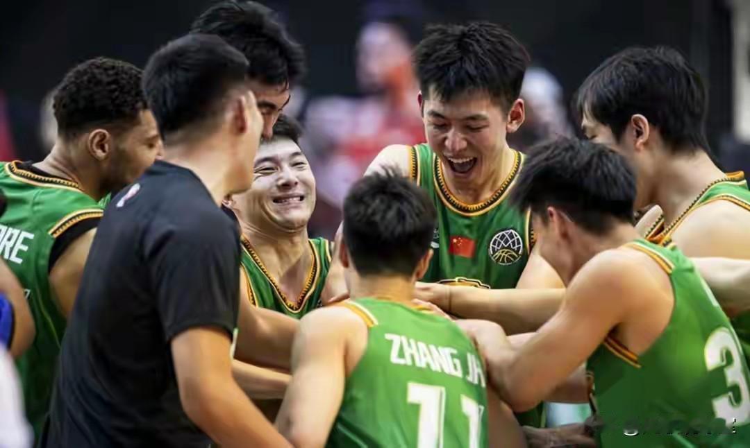 媒体人：辽篮U22因凑不齐人数已取消全运会备战集训！其实，篮协完全可以效仿当年