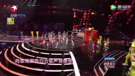 超和谐的串烧，《爱》《新年快乐2009》串在一起嗨翻全场