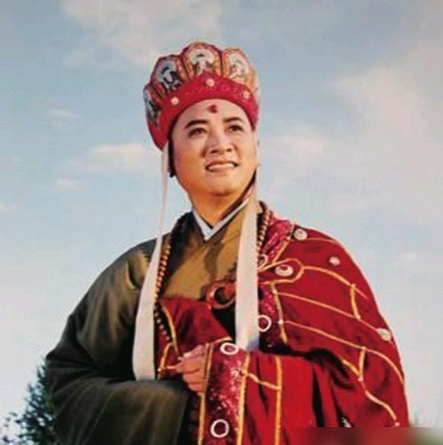 迟重瑞1990年把《西游记》的剧本扔了，换回一张2亿的支票，和一座紫檀博物馆。