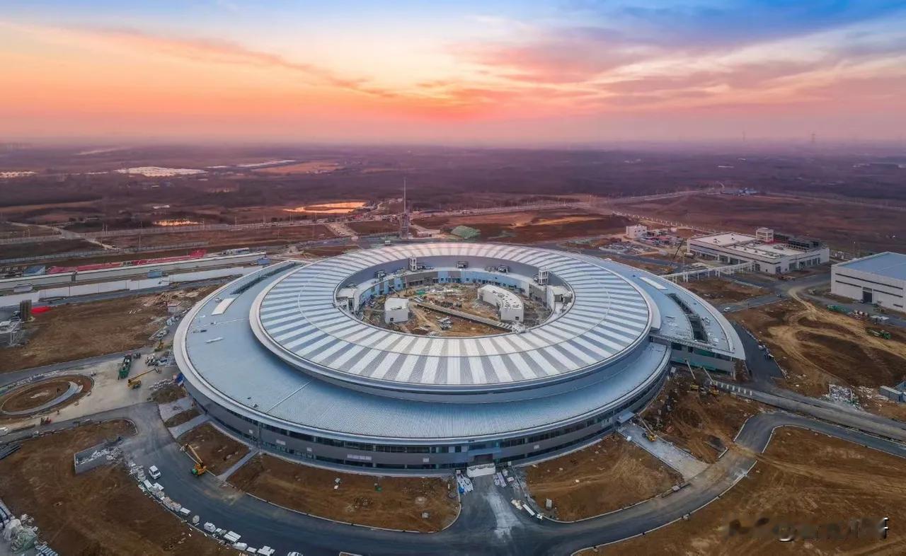 合肥先进光源科研项目正稳步推进。2025年7月2日，合肥未来大科学城岗集片区的施