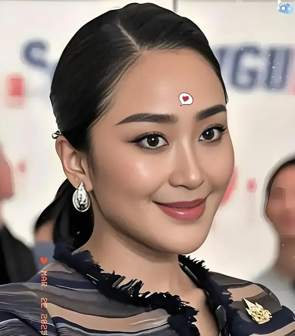 快讯！泰国前总理佩通坦涉嫌违宪案有新进展！2025年8月18日，泰国宪法法院宣