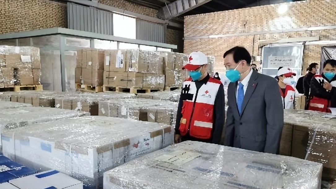 危难时刻尽显担当！4月15日，中国紧急驰援伊朗，一批重达58吨的人道主义医疗物资