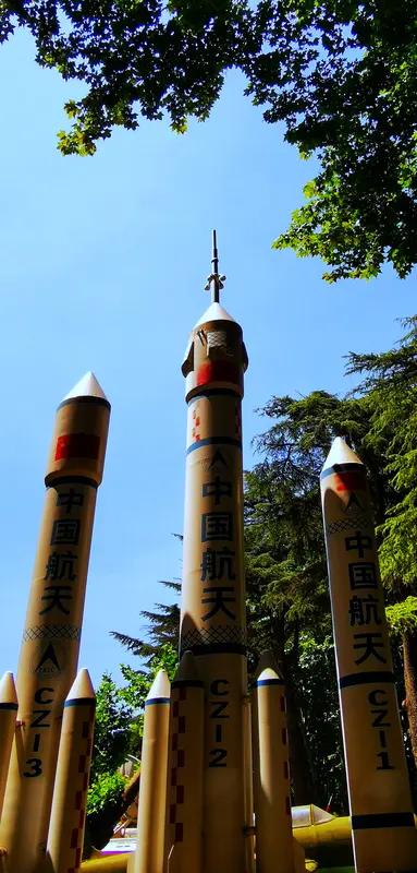 一念之差，从昨天的跌停到今天的涨停：股市里的纪律与运气看着朋友在昨天上午几乎