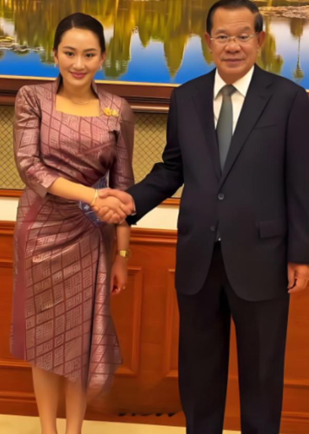 洪森父子这次是大难临头！柬埔寨有今天，都是自己作的！洪森当初如果不“陷害”佩通坦