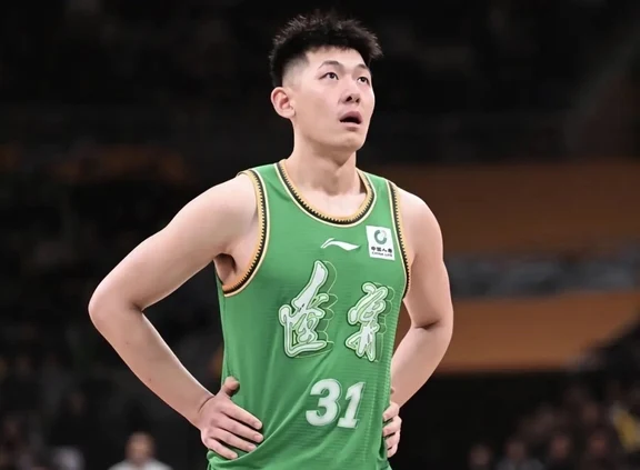 辽宁首秀3将成惊喜！张陈治锋影响内线，吴昌泽精准，签段睿骐赚大了、CBA季前赛，辽宁双加时113-1