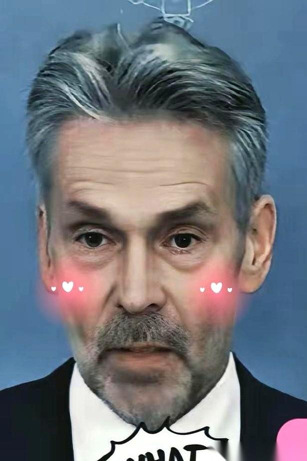 跨年钟声刚敲完，荷兰一家工厂的门禁，“啪”一下，红了。一个还在加班的德国工程师